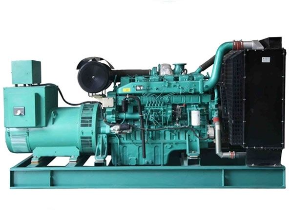 信阳发电机租赁-柴油发电机与汽油发电机的区别