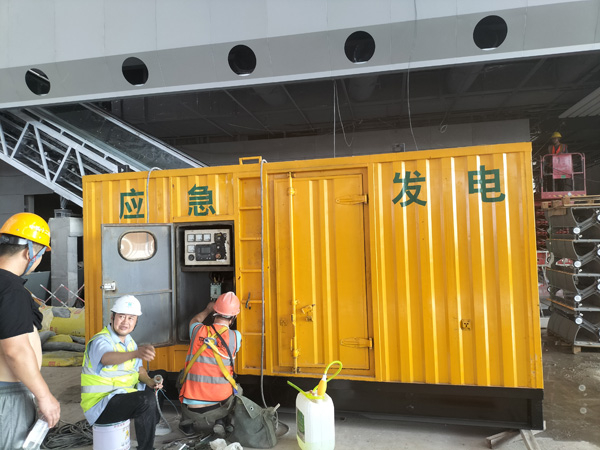 信阳怎样判断空气滤清器是否需要更换？